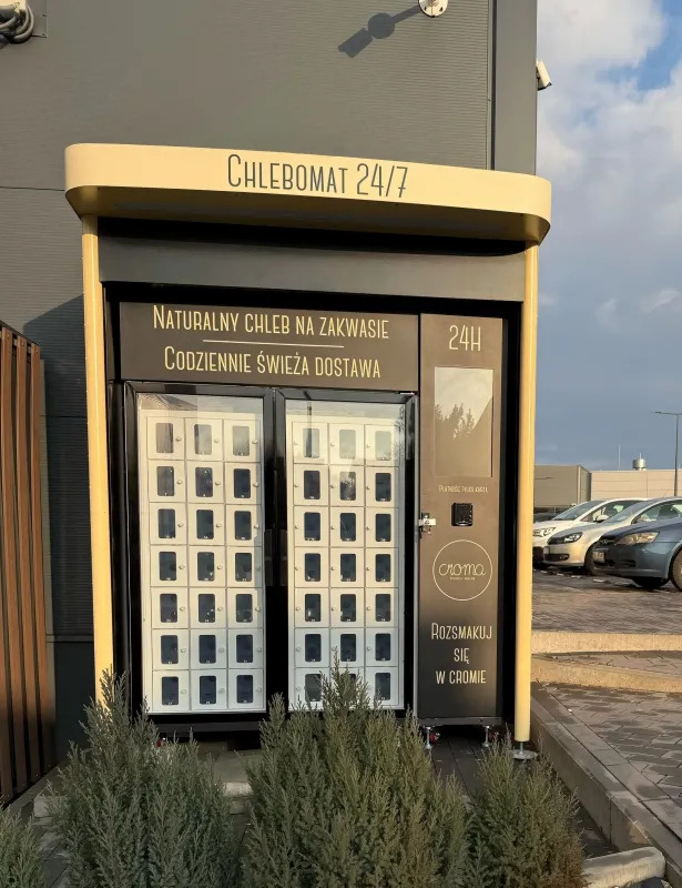 outdoor bakery vending machine